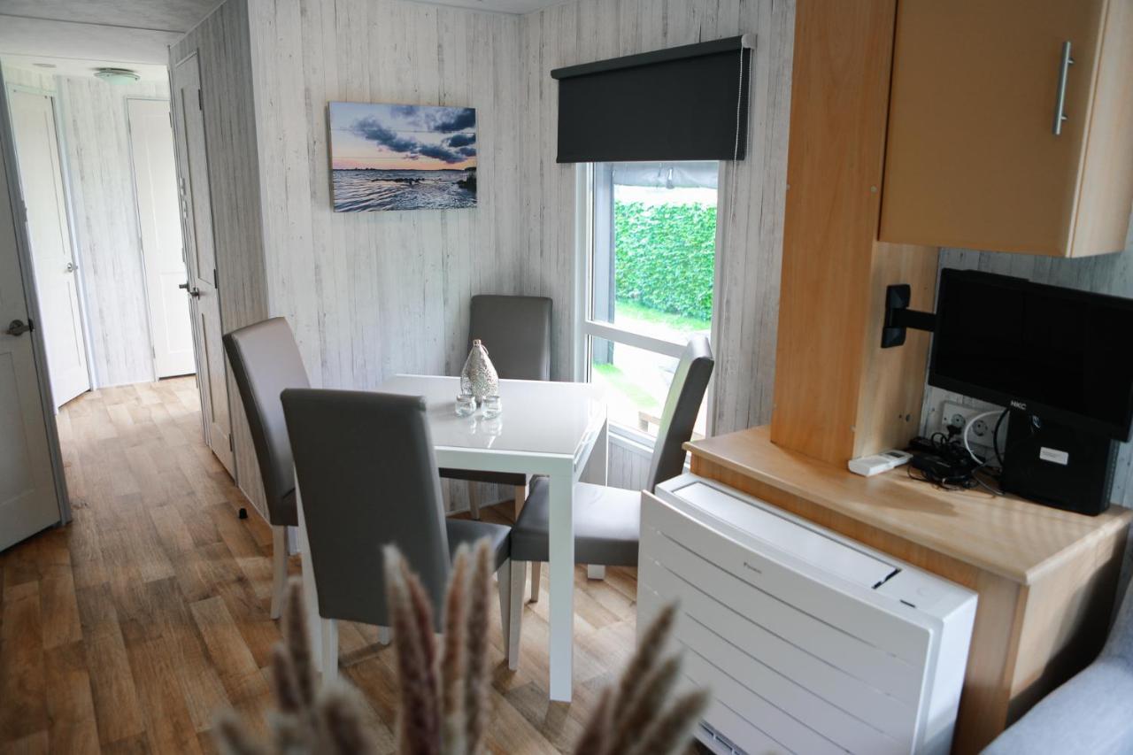 Chalet Op 5* Camping De Paardekreek 科特海讷 外观 照片