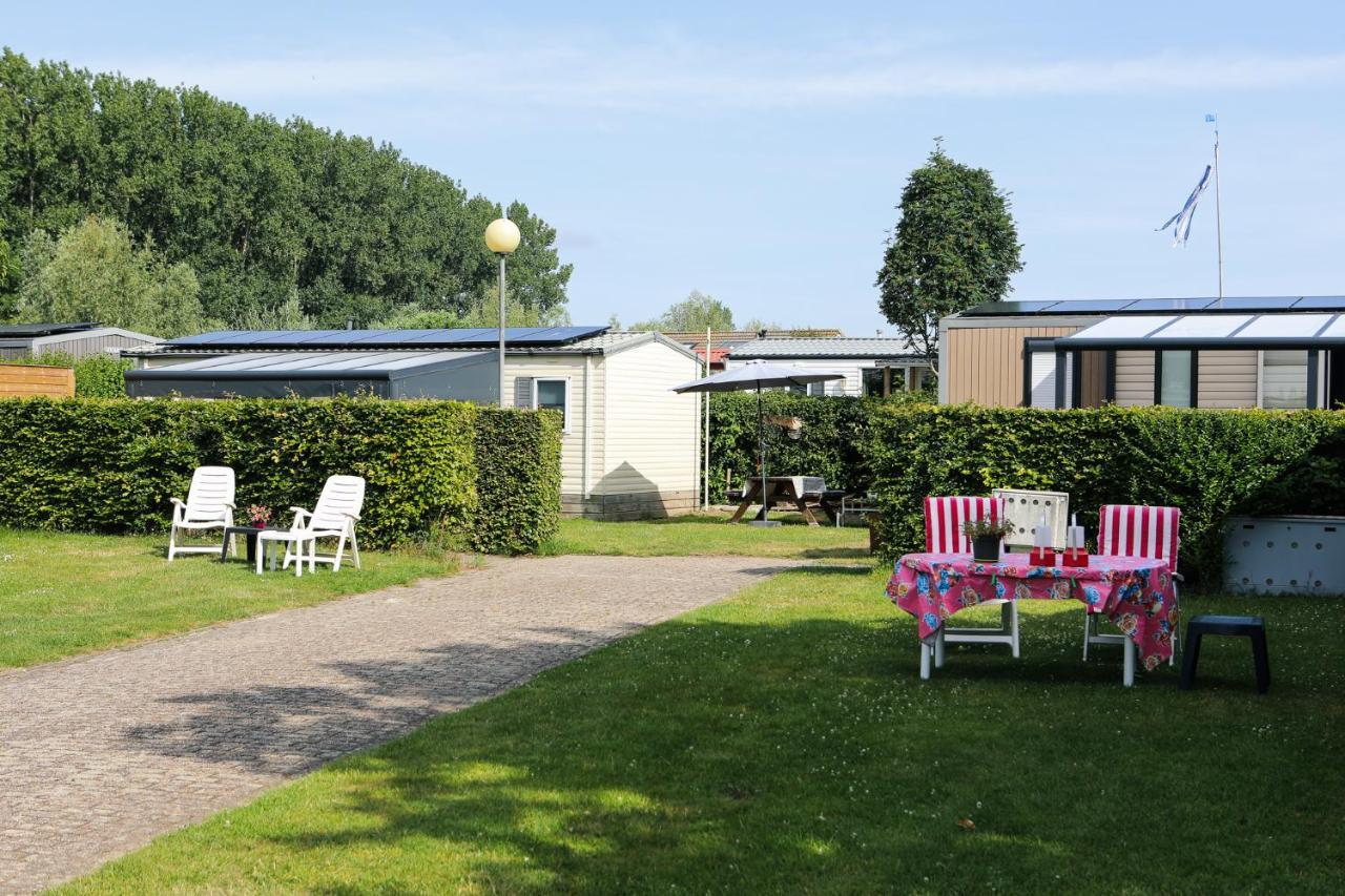 Chalet Op 5* Camping De Paardekreek 科特海讷 外观 照片