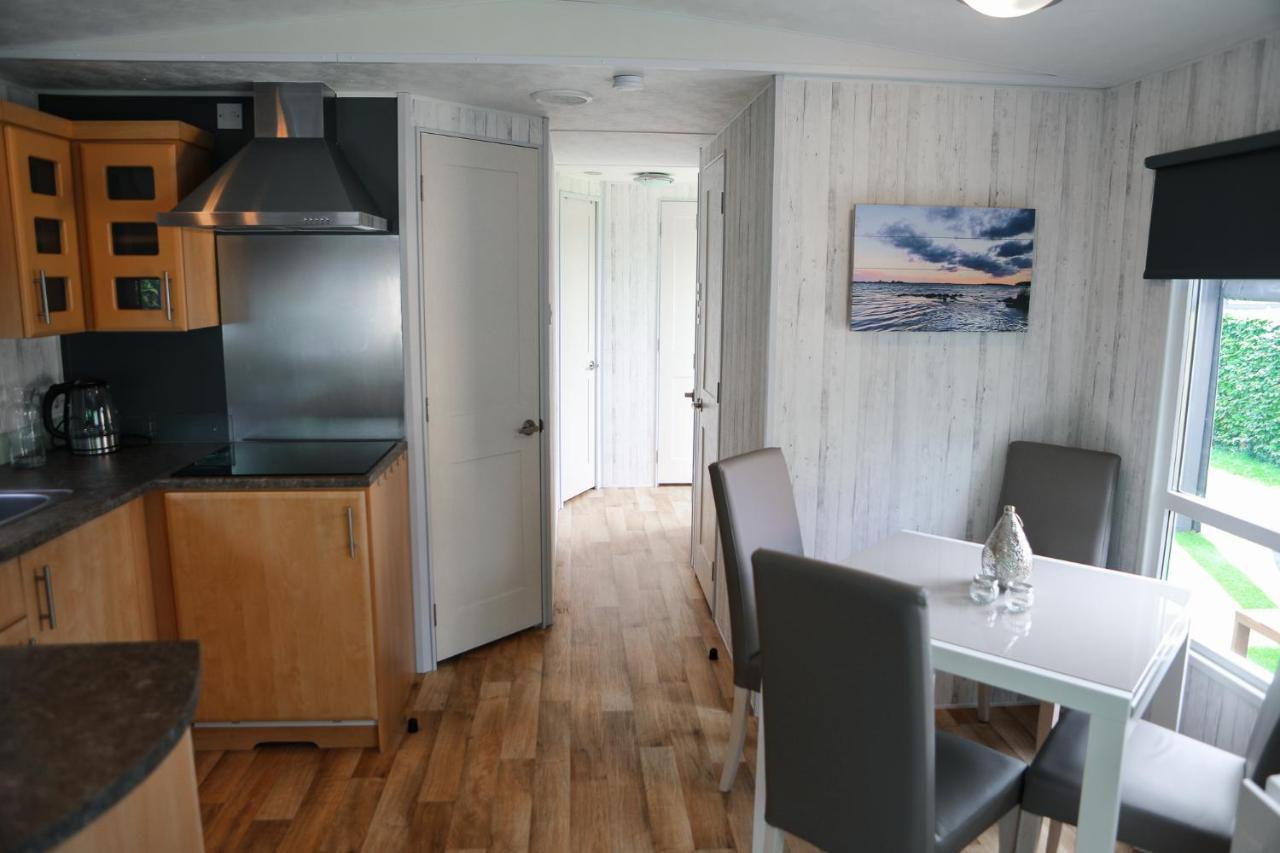 Chalet Op 5* Camping De Paardekreek 科特海讷 外观 照片