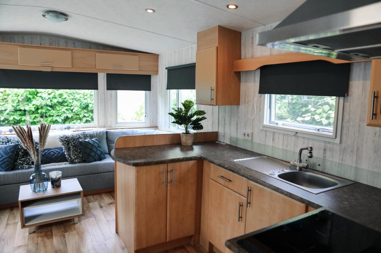 Chalet Op 5* Camping De Paardekreek 科特海讷 外观 照片